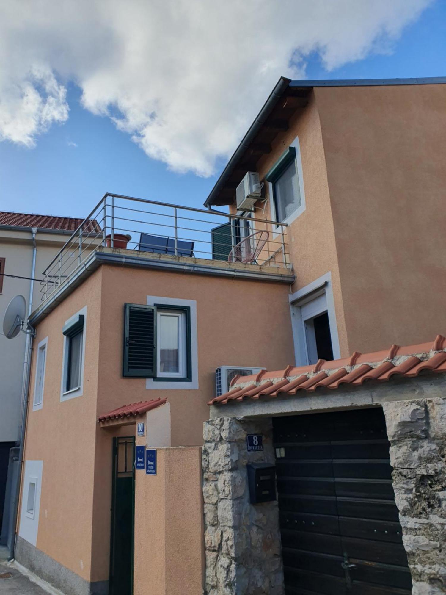 Apartment'S Dalmatia ชิเบนิก ภายนอก รูปภาพ