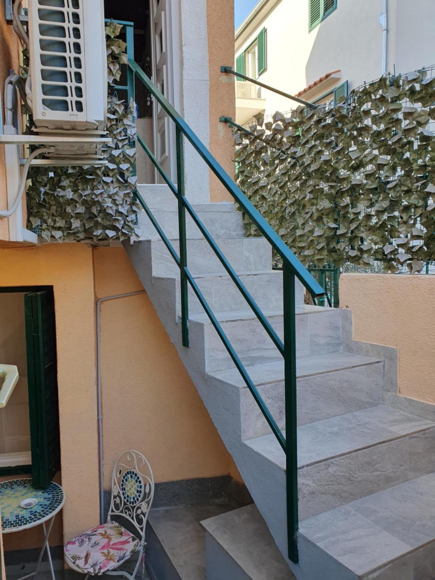 Apartment'S Dalmatia ชิเบนิก ภายนอก รูปภาพ