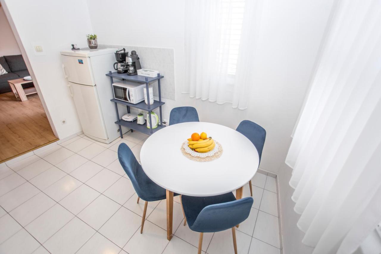 Apartment'S Dalmatia ชิเบนิก ภายนอก รูปภาพ