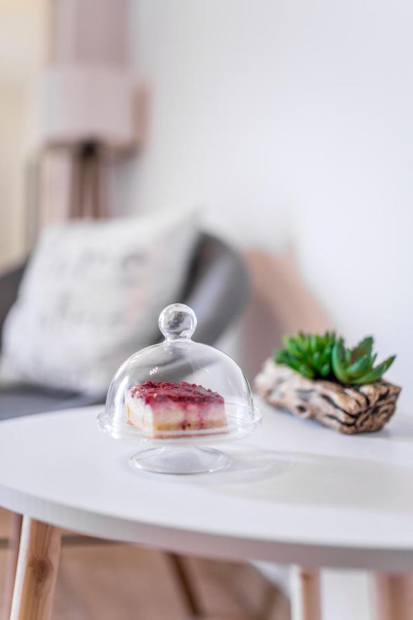 Apartment'S Dalmatia ชิเบนิก ภายนอก รูปภาพ